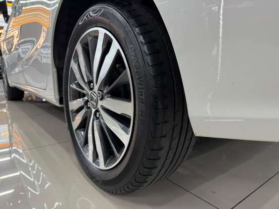HONDA-FIT-2019