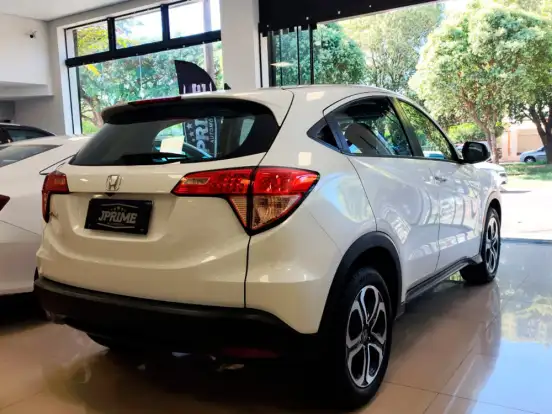 HONDA-HR-V-1.8 16V FLEX LX 4P AUTOMÁTICO HONDA-HR-V-2017