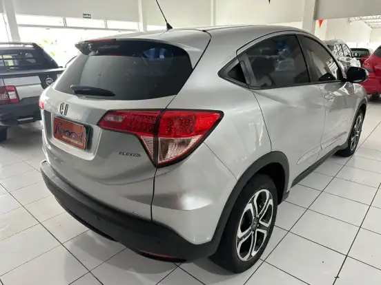 HONDA-HR-V-2015