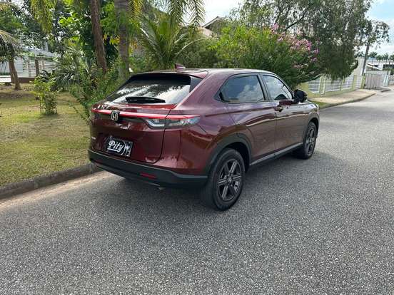 HONDA-HR-V-2023