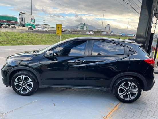 HONDA-HR-V-2017
