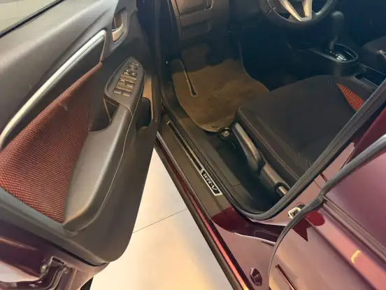 HONDA-WR-V-2017