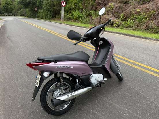 HONDA-BIZ 125 ES HONDA-BIZ 125 ES-2011