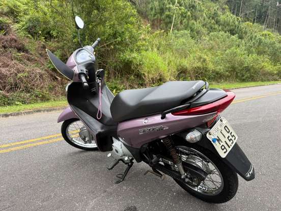 HONDA-BIZ 125 ES HONDA-BIZ 125 ES-2011