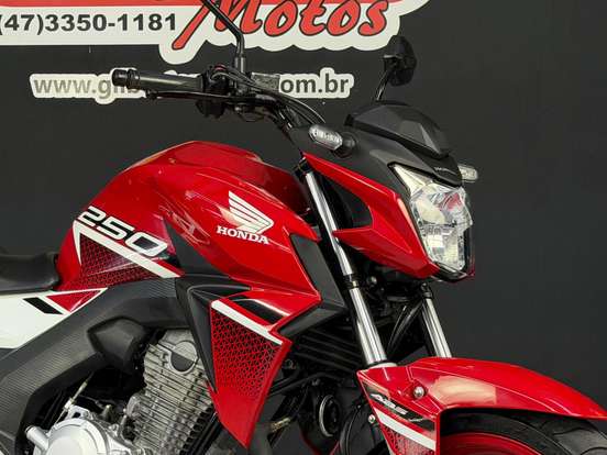 HONDA-CB TWISTER-2022