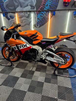 HONDA-CBR 1000RR REPSOL-2013