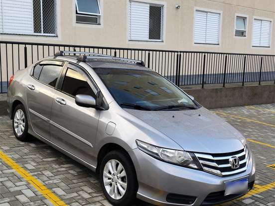HONDA-CITY-1.5 LX 16V FLEX 4P AUTOMÁTICO HONDA-CITY-2013