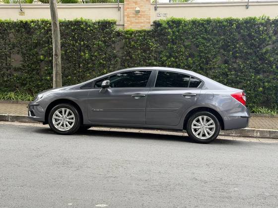 HONDA CIVIC 1.8 LXS 16V FLEX 4P AUTOMÁTICO