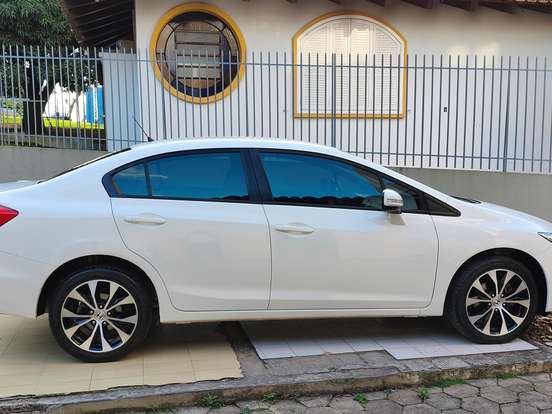 HONDA-CIVIC-2.0 LXR 16V FLEX 4P AUTOMÁTICO HONDA-CIVIC-2015