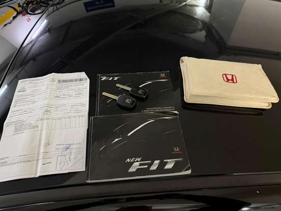 HONDA-FIT-2011