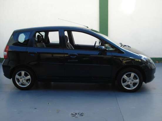 HONDA-FIT-2004