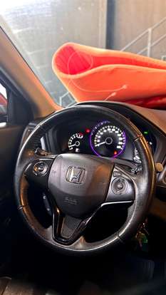 HONDA-HR-V-1.8 16V FLEX LX 4P AUTOMÁTICO HONDA-HR-V-2017