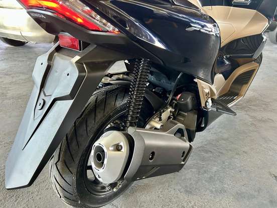 HONDA-PCX 160 DLX HONDA-PCX 160 DLX-2025