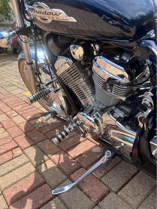 HONDA-SHADOW 600C VT-2002
