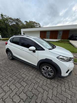 HONDA-WR-V-2017
