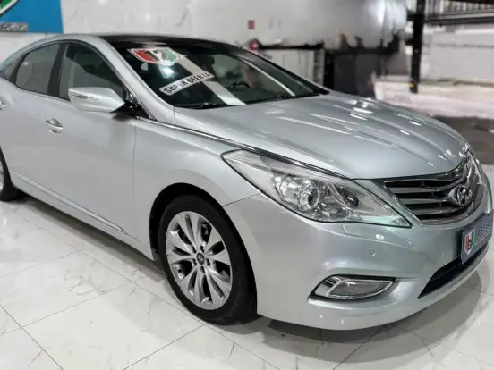 HYUNDAI-AZERA-3.0 MPFI GLS V6 24V GASOLINA 4P AUTOMÁTICO HYUNDAI-AZERA-2011