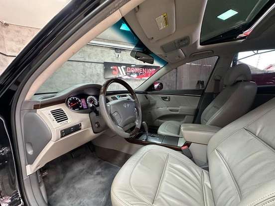 HYUNDAI-AZERA-2010