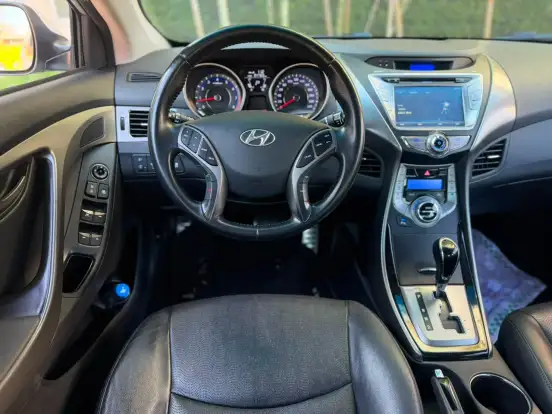 HYUNDAI-ELANTRA-1.8 GLS 16V GASOLINA 4P AUTOMÁTICO HYUNDAI-ELANTRA-2012