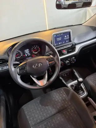 HYUNDAI-HB20-2023