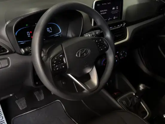 HYUNDAI-HB20-2023