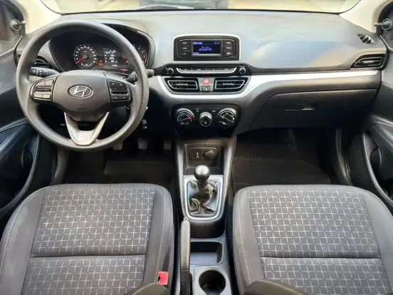HYUNDAI-HB20-2022