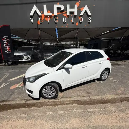 HYUNDAI HB20 1.0 COMFORT PLUS 12V FLEX 4P MANUAL