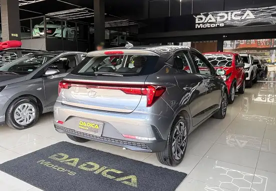 HYUNDAI-HB20-2023