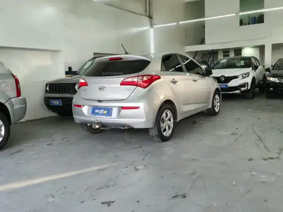 HYUNDAI-HB20-1.6 COMFORT PLUS 16V FLEX 4P MANUAL HYUNDAI-HB20-2018