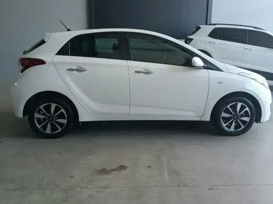 HYUNDAI-HB20-1.6 OCEAN 16V FLEX 4P MANUAL HYUNDAI-HB20-2016