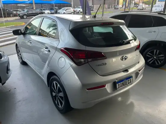 HYUNDAI-HB20-2018
