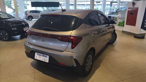 HYUNDAI-HB20-2023