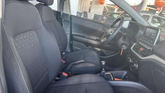HYUNDAI-HB20-2024