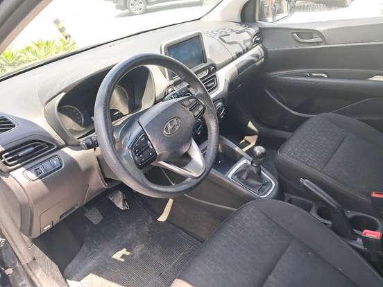 HYUNDAI-HB20-2024
