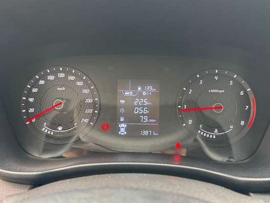 HYUNDAI-HB20-1.0 12V FLEX COMFORT PLUS MANUAL HYUNDAI-HB20-2025