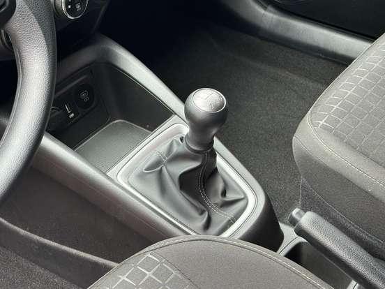 HYUNDAI-HB20-2025