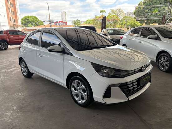HYUNDAI-HB20-2024