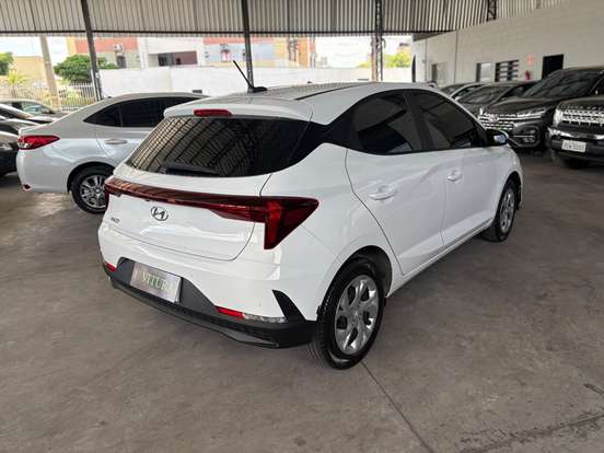 HYUNDAI-HB20-2024