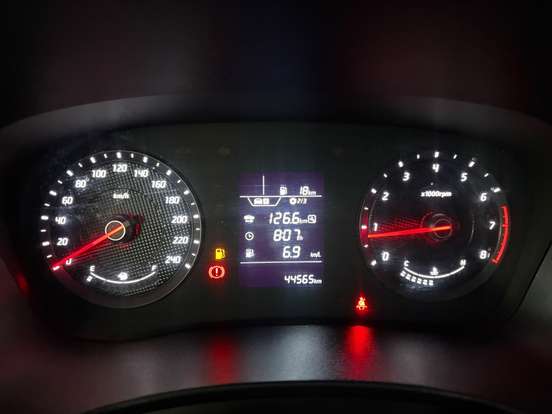 HYUNDAI-HB20-2024