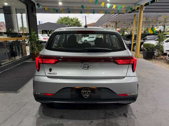 HYUNDAI-HB20-1.0 12V FLEX COMFORT PLUS MANUAL HYUNDAI-HB20-2024