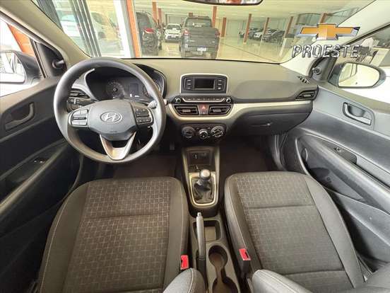 HYUNDAI-HB20-2023