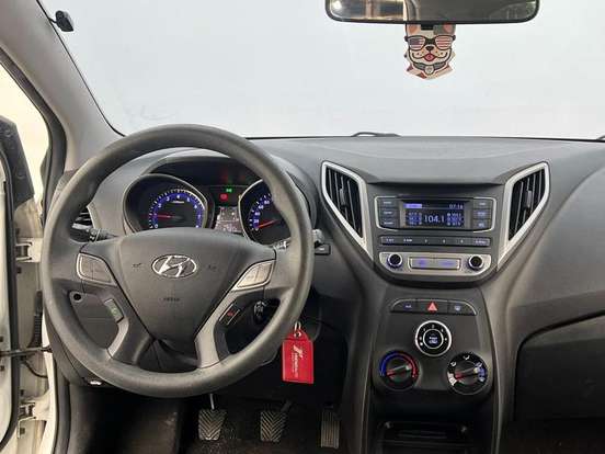 HYUNDAI-HB20-2017