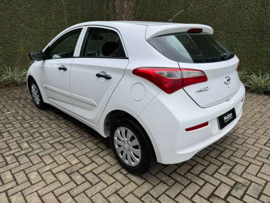 HYUNDAI-HB20-1.0 COMFORT 12V FLEX 4P MANUAL HYUNDAI-HB20-2017