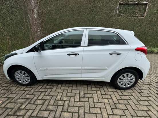 HYUNDAI-HB20-1.0 COMFORT 12V FLEX 4P MANUAL HYUNDAI-HB20-2017