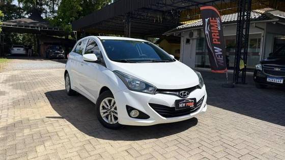HYUNDAI HB20 1.0 COMFORT 12V FLEX 4P MANUAL