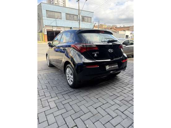 HYUNDAI-HB20-2018