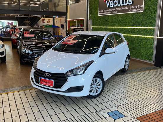 HYUNDAI-HB20-1.0 COMFORT PLUS 12V TURBO FLEX 4P MANUAL HYUNDAI-HB20-2017