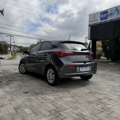 HYUNDAI-HB20-2016