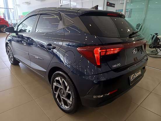 HYUNDAI-HB20-2023