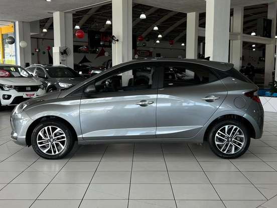 HYUNDAI-HB20-2022