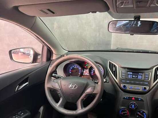 HYUNDAI-HB20-1.6 COMFORT PLUS 16V FLEX 4P AUTOMÁTICO HYUNDAI-HB20-2016